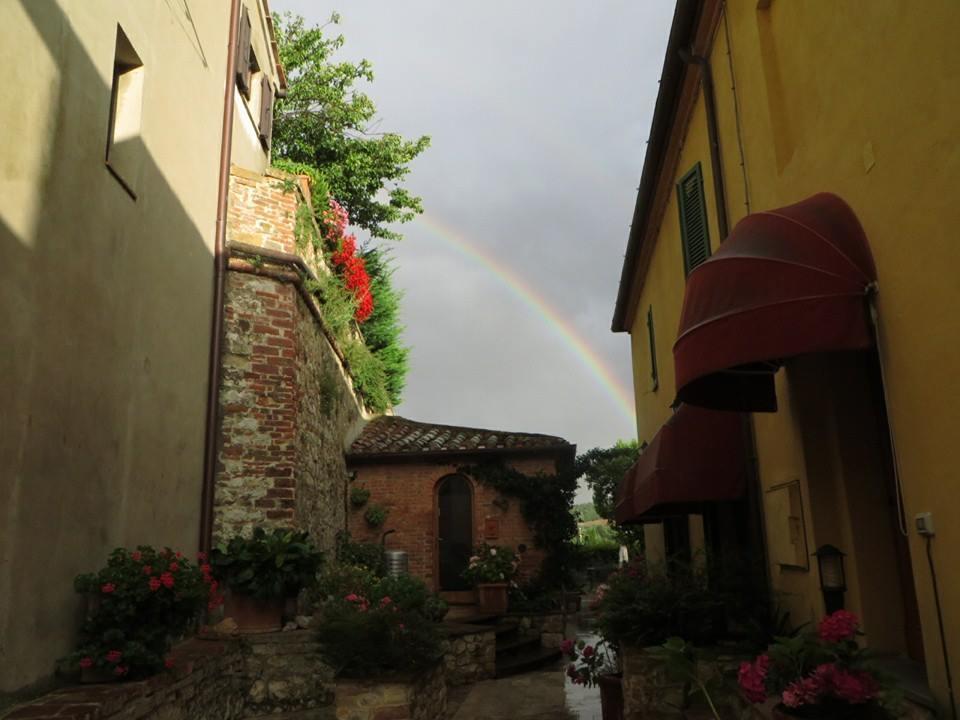 Hotel Il Conte Matto Trequanda Exterior foto